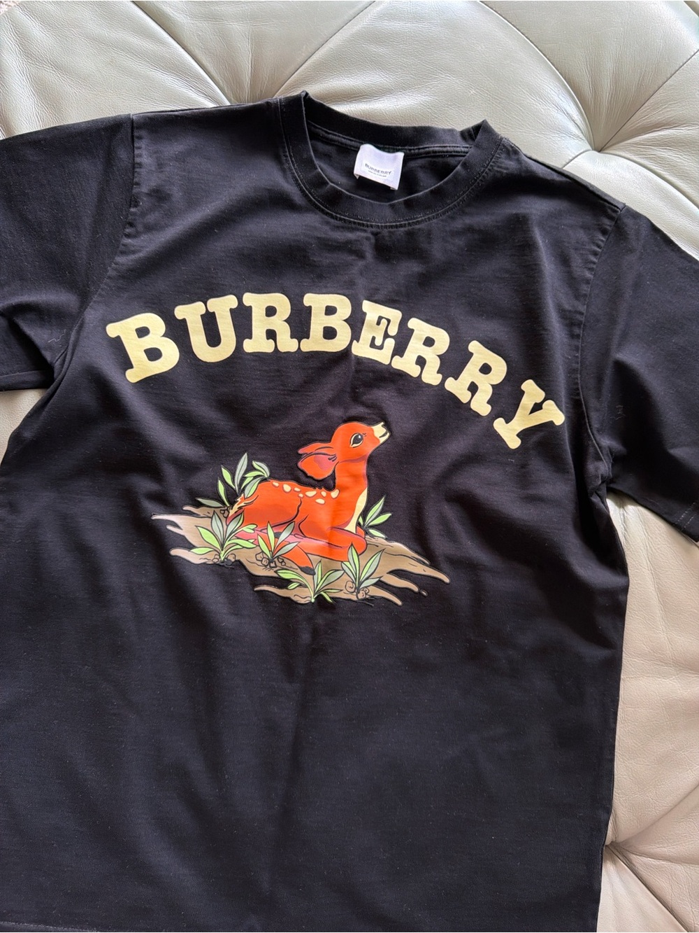 Burberry Graphic Tee Black Size Small